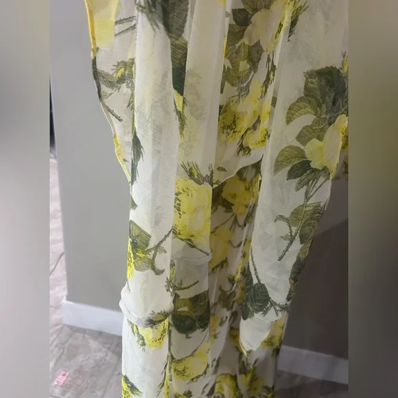Calvin Klein Yellow Floral Chiffon Wrap Midi Dress Womenโs Size 6 - Picture 3 of 8